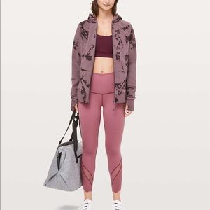 Wonder Under crop special Edition Scallop 24”